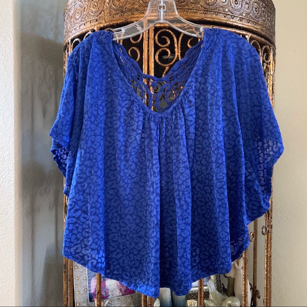 No Boundaries Ladies Crocheted Back Blouse